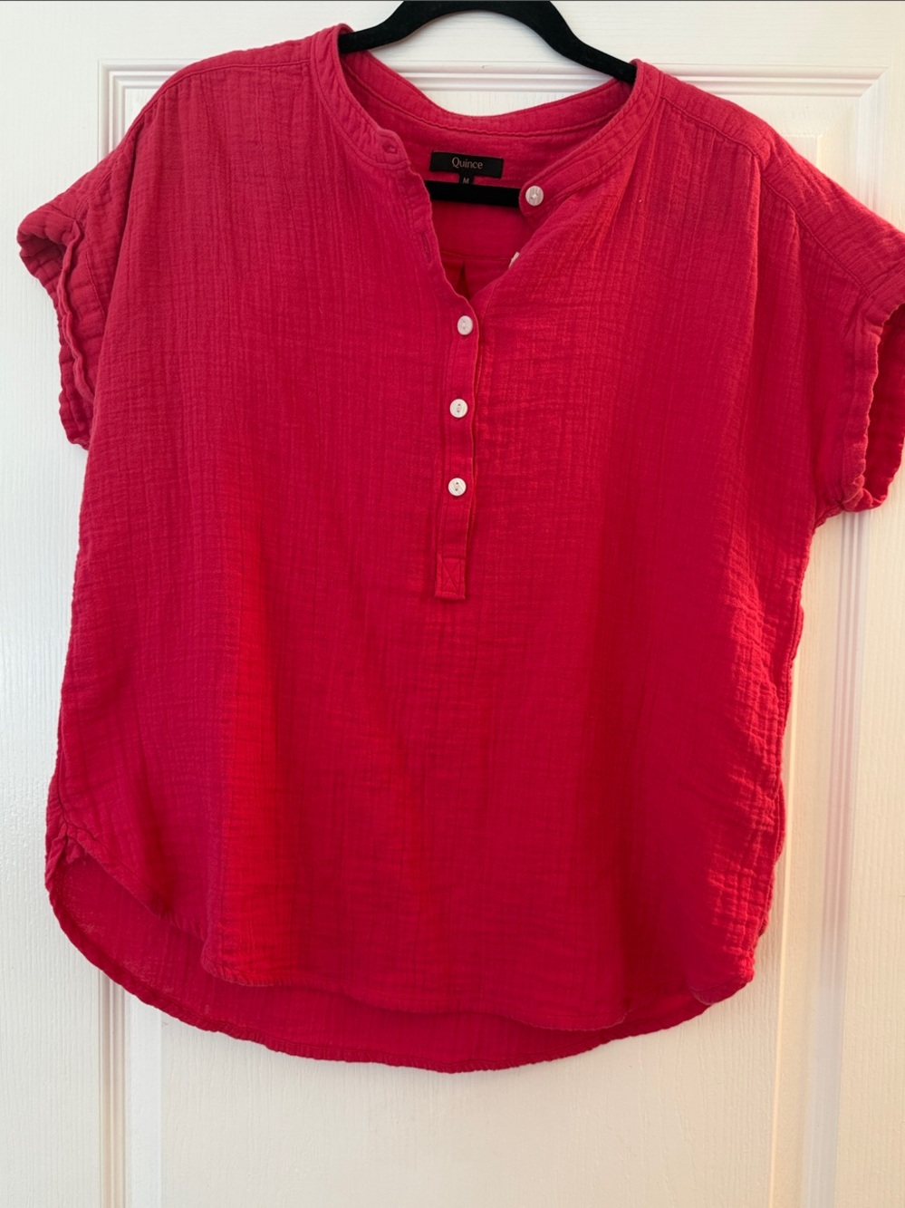 Quince Short-Sleeve Cotton Gauze Henley Top - Raspberry